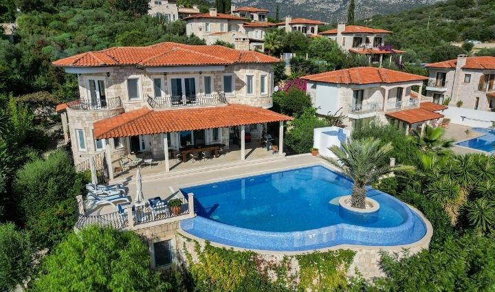 Günlük Kiralık Villa Müşteri Şikâyetlerinde İşletmecinin Sorumluluğu Nedir?